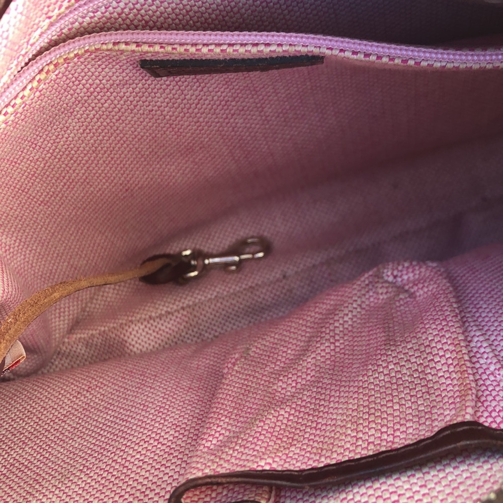 Dooney and Bourke Handbag - Picture 8 of 9